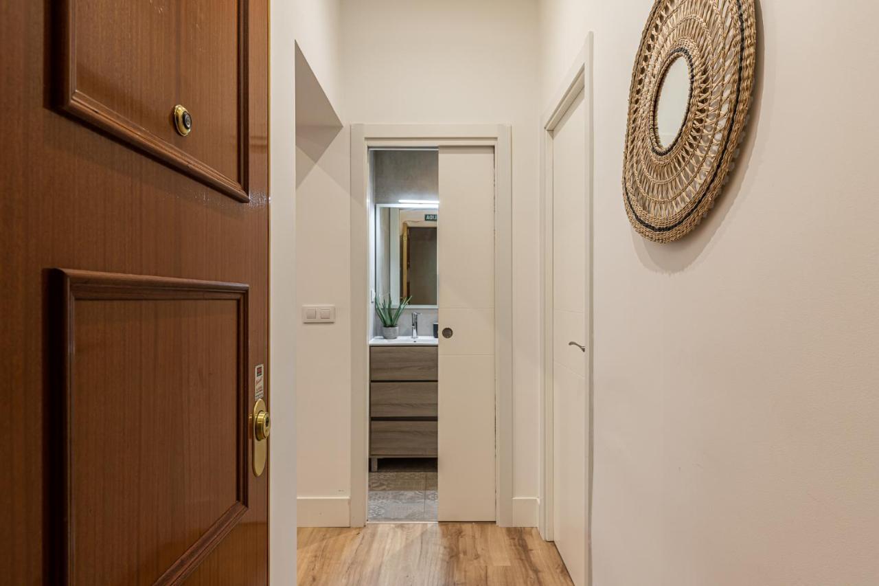 Appartement Waou Puerta Del Sol IV - Alquiler Corta Duracion à Madrid Extérieur photo